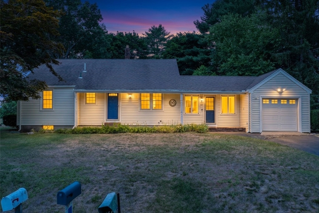 23 Meadow Brook Road, Raynham, MA 02767