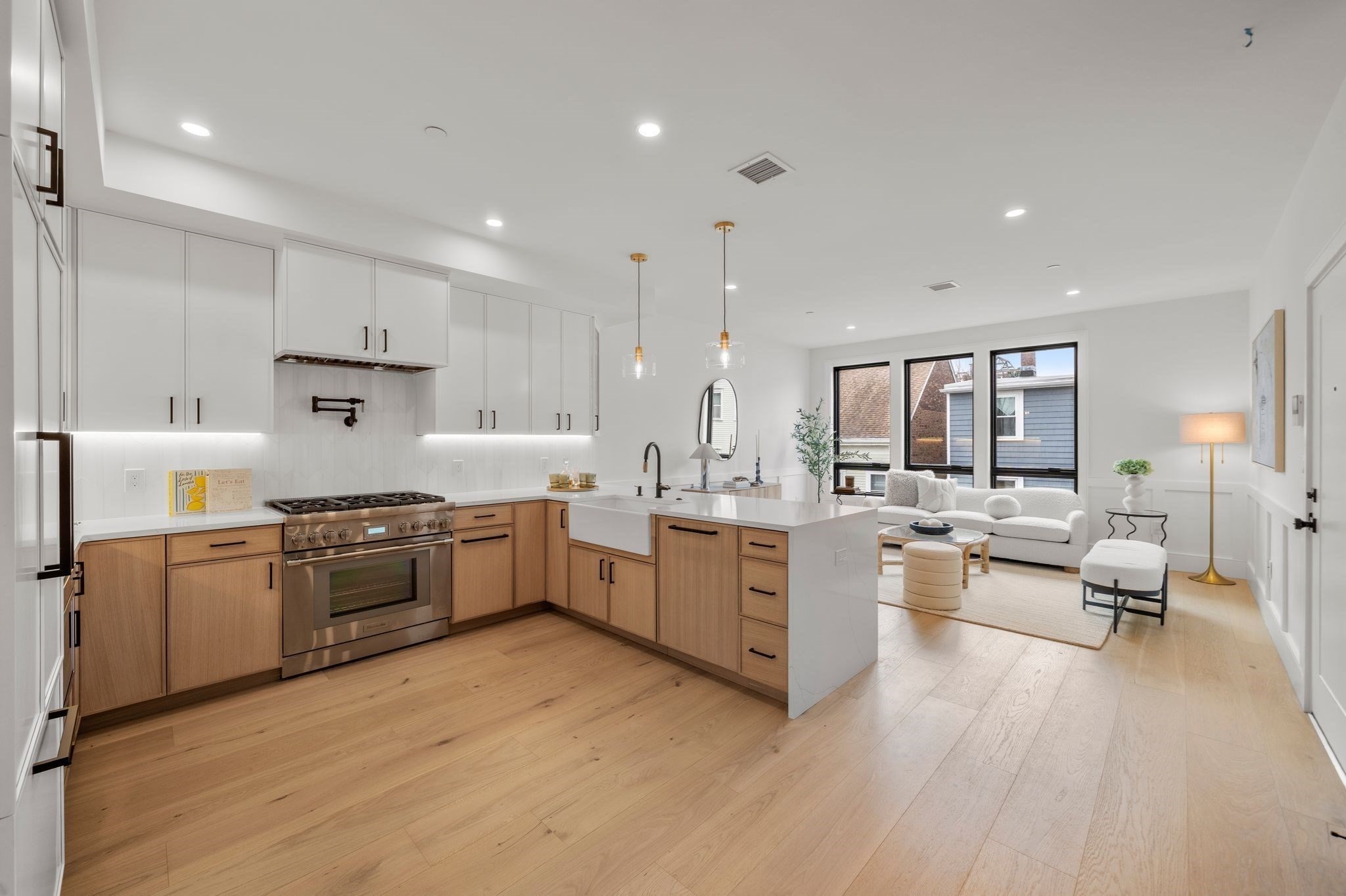 136 West 8th #3 — photo