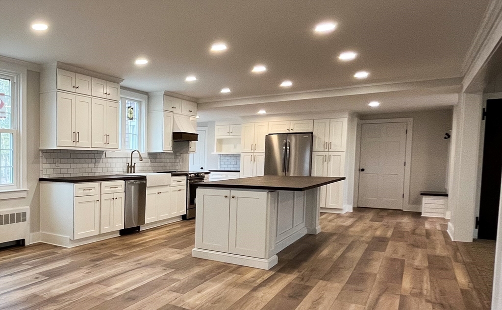 200 Highcrest Road, Fall River, MA 02720 — photo 2