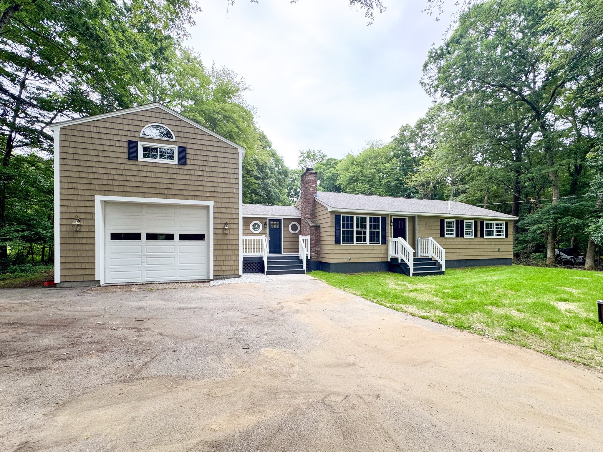 181 Dresser Hill Rd — photo