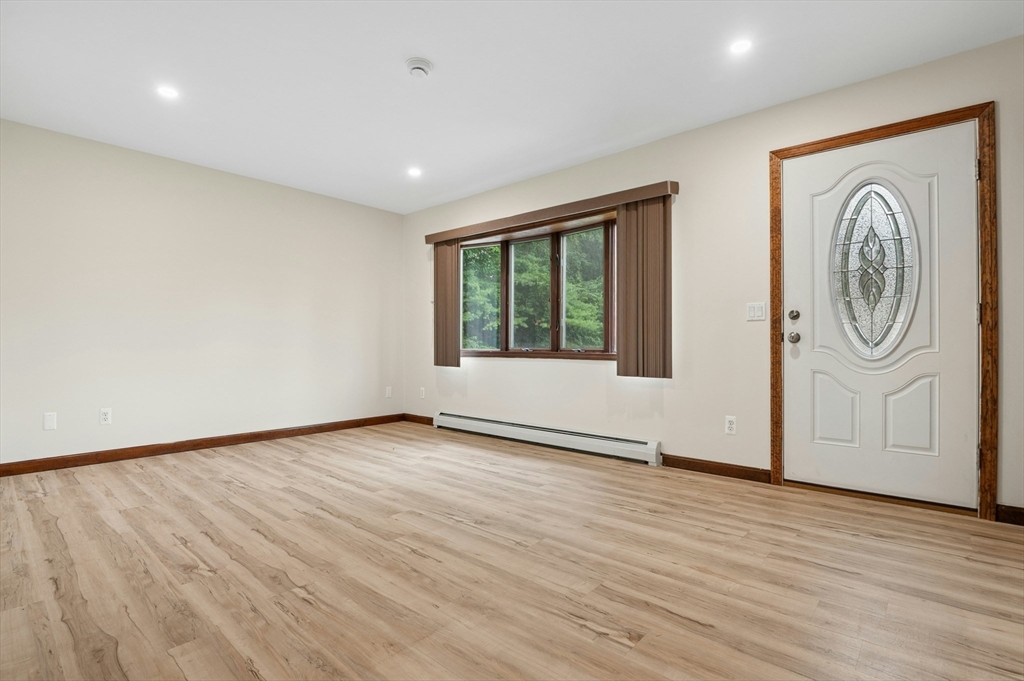 46 Middlesex Road, Tyngsborough, MA 01879 — photo 2