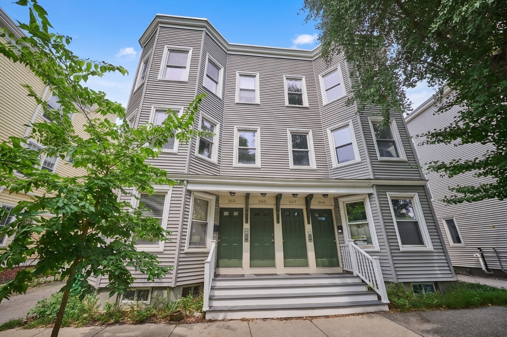 363 Cardinal Medeiros Ave #363 — photo