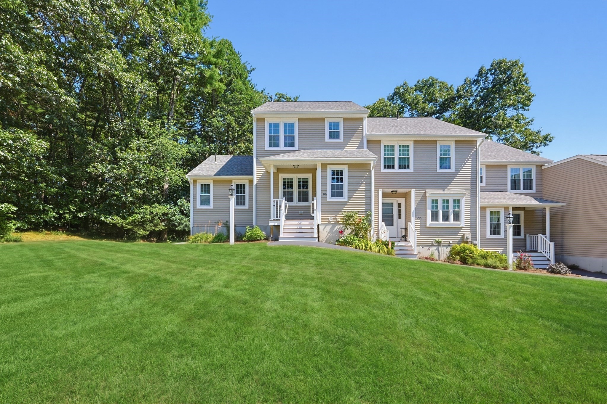 206 Laurelwood Dr #206 — photo