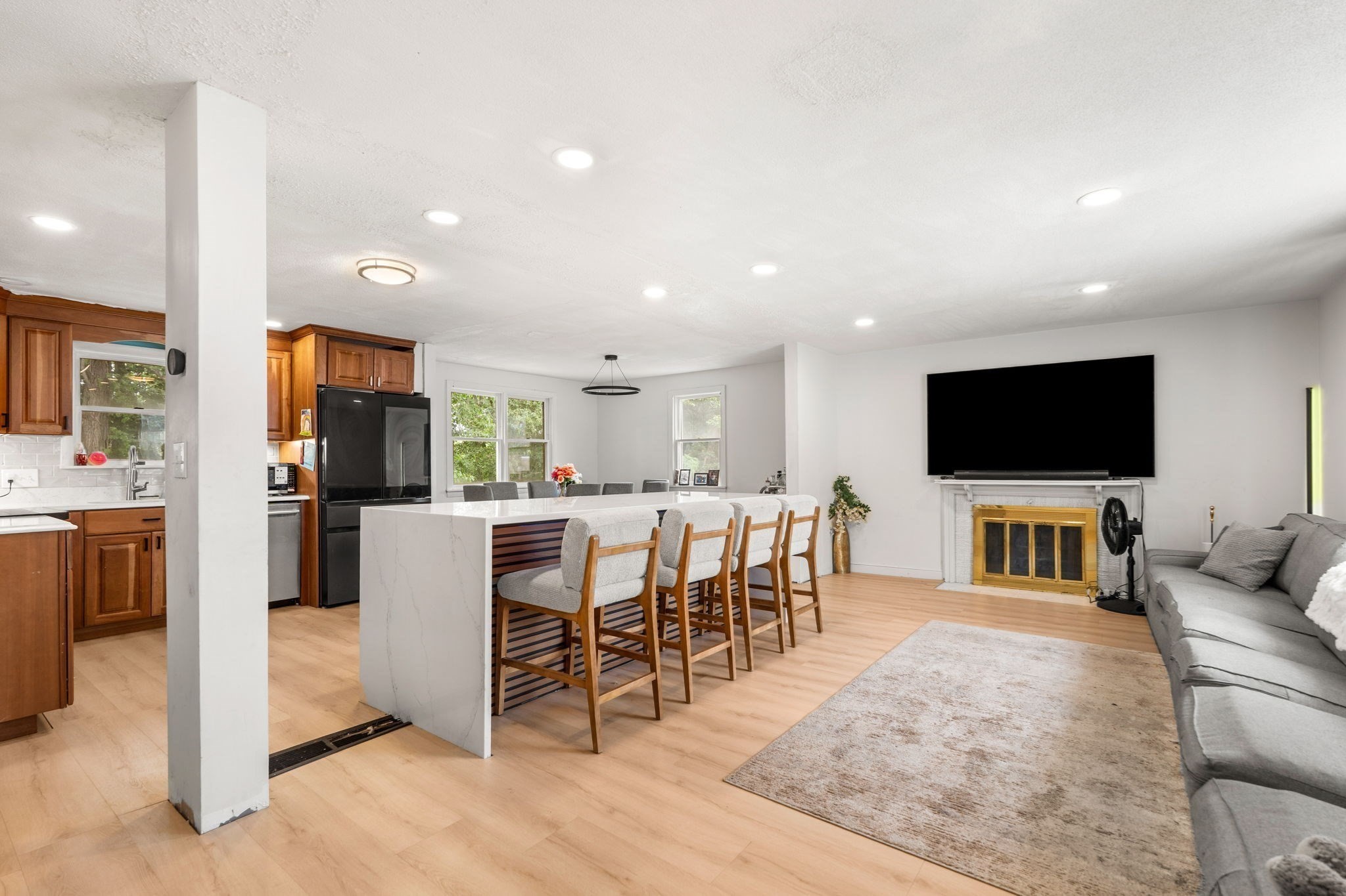 64 Spring View Drive, Lynn, MA 01904 — photo 2