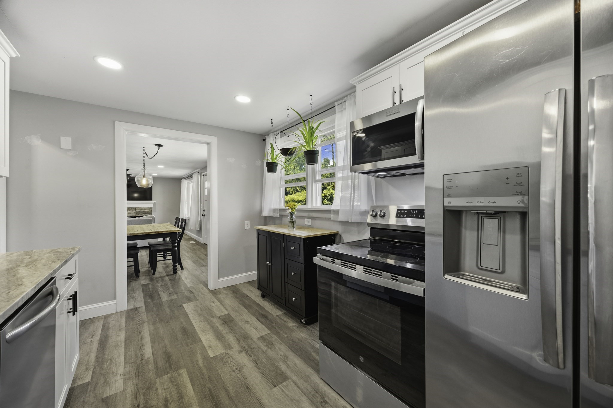 140 Everett Street, Easthampton, MA 01027 — photo 3