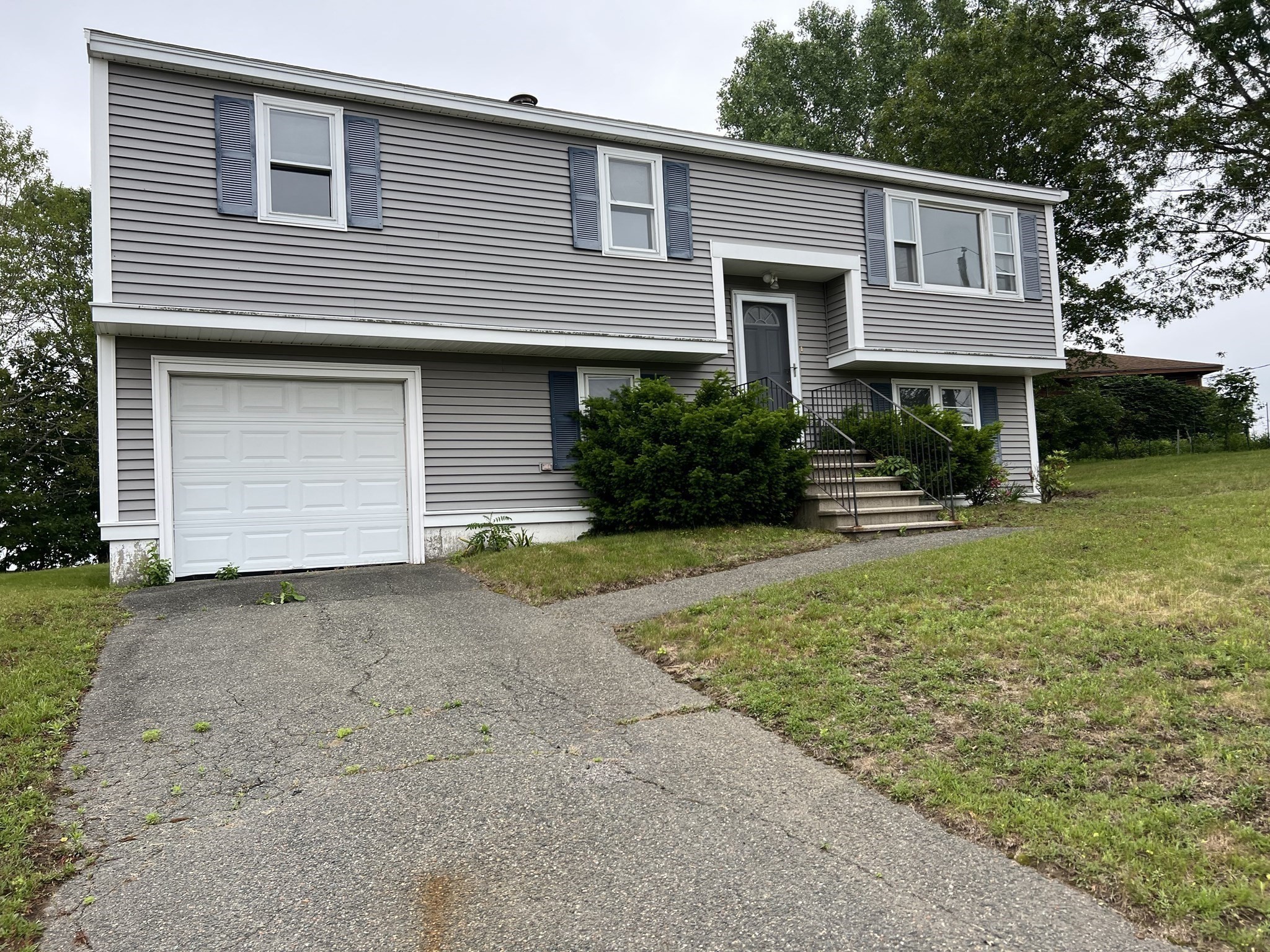 11 Skyview Lane — photo