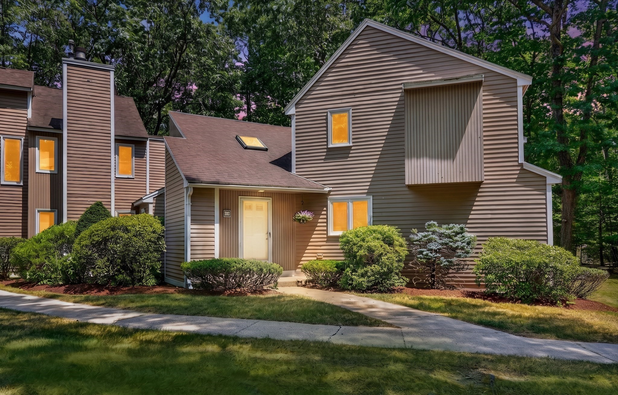 8 Pilgrim Drive #a — photo