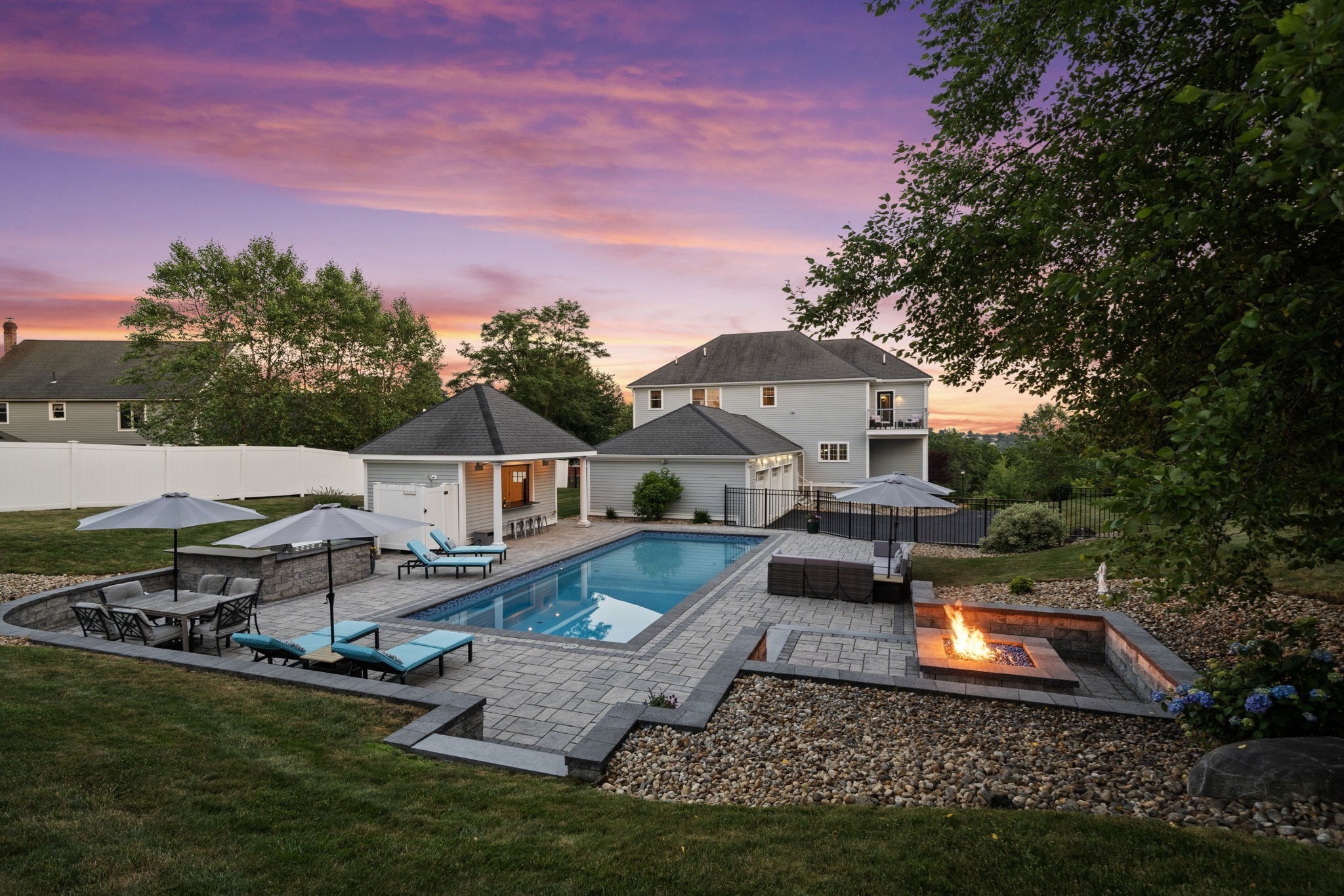 7 Bridle Spur Ln — photo