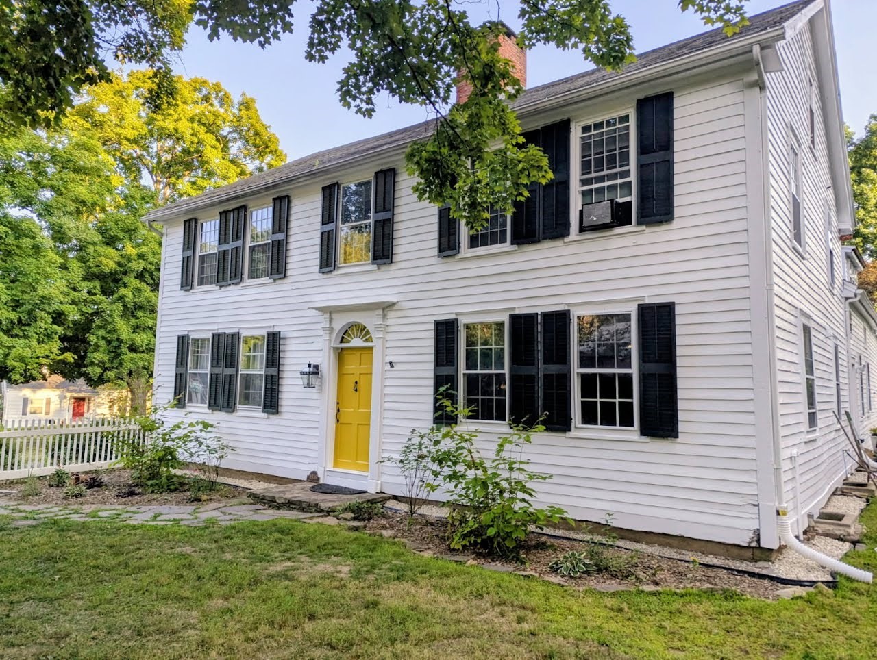 16 Parish Hill Rd — photo