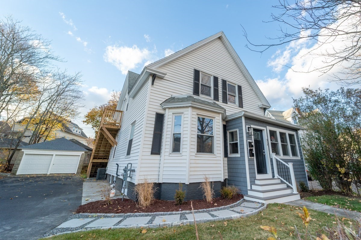 72 Florence St #1 — photo