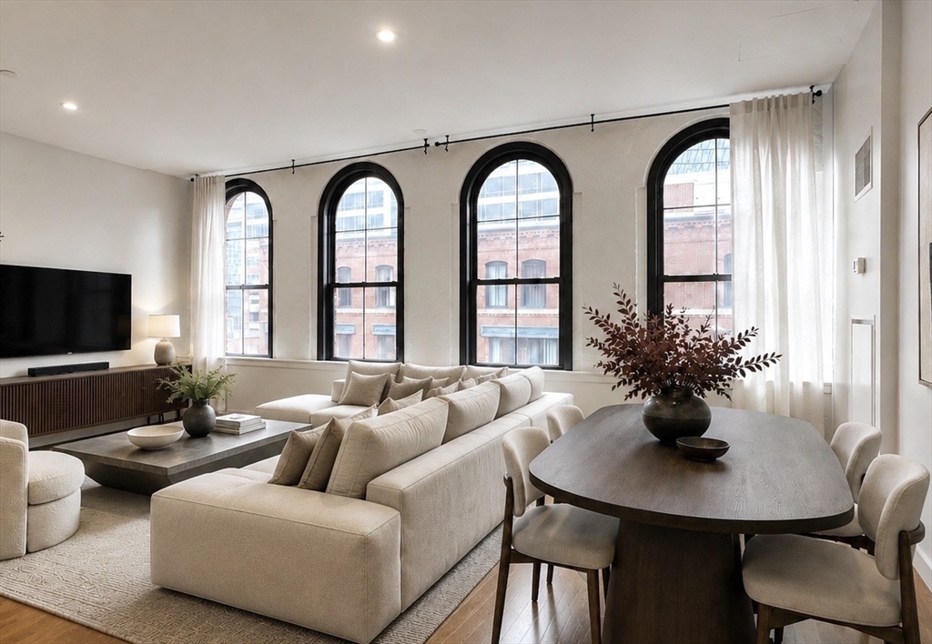 346 Congress St #518 — photo