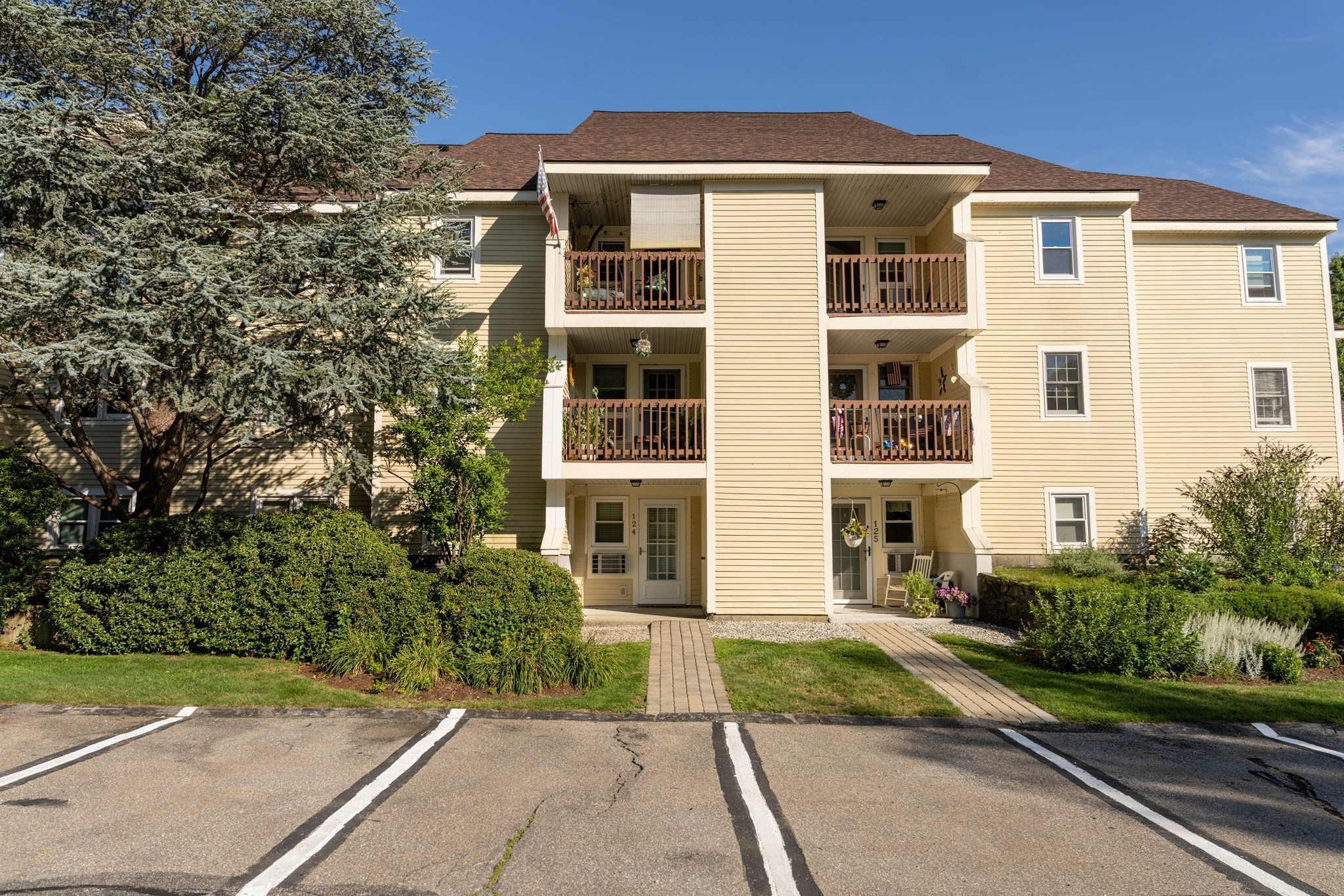 124 Heritage Dr #124 — photo