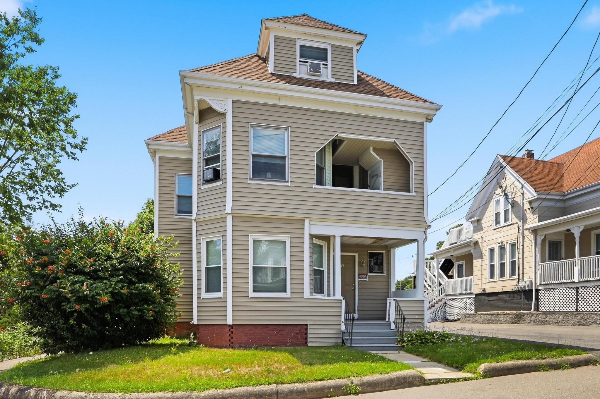 88 Weston St #1 — photo