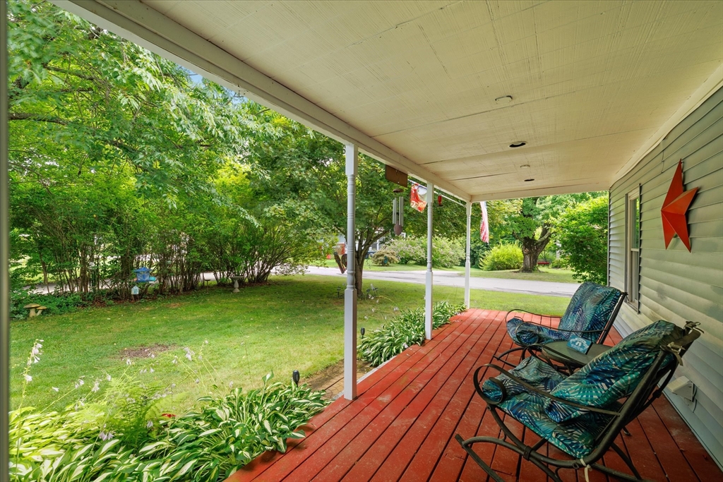 13 Tanner Road, Webster, MA 01570 — photo 2
