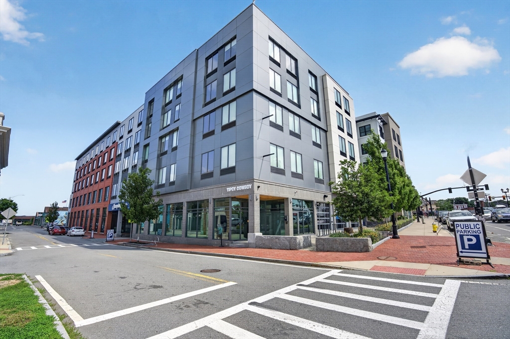 221 Washington St — photo