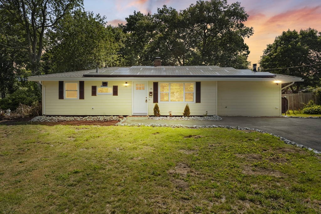 15 Clara Rd — photo