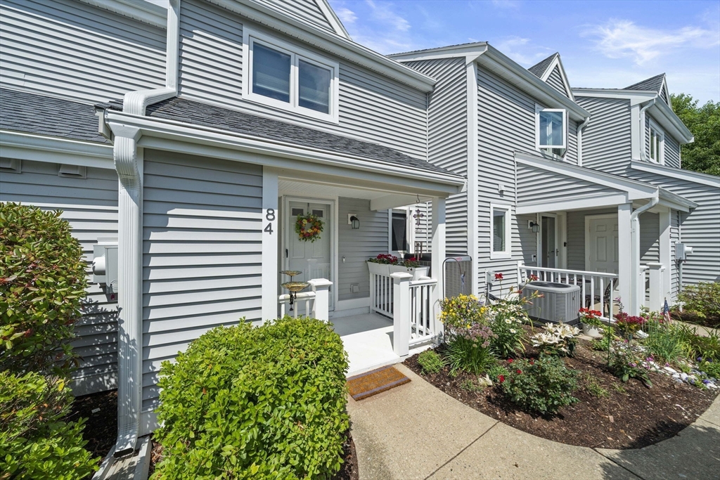 84 Westcliff #84 — photo
