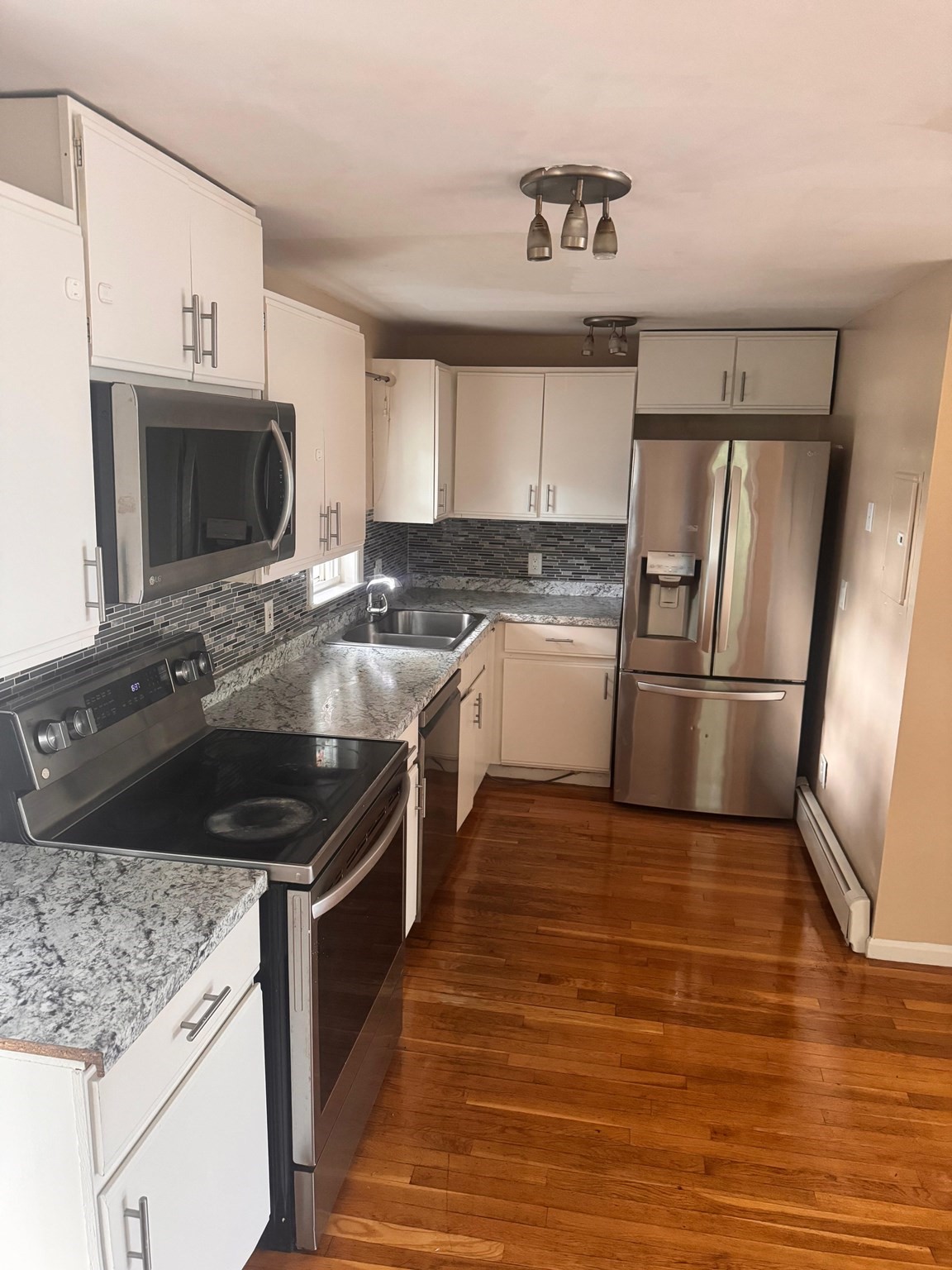 133 Pleasant St #2 — photo