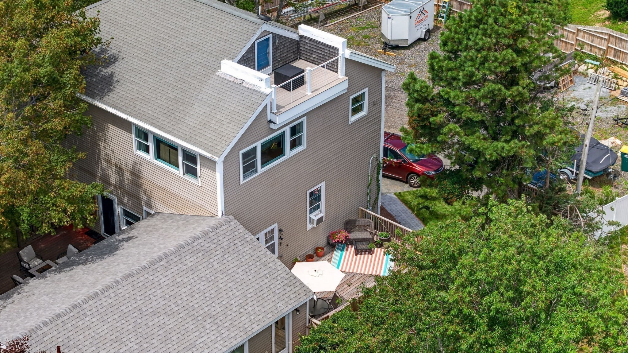 24 Mayflower Drive — photo