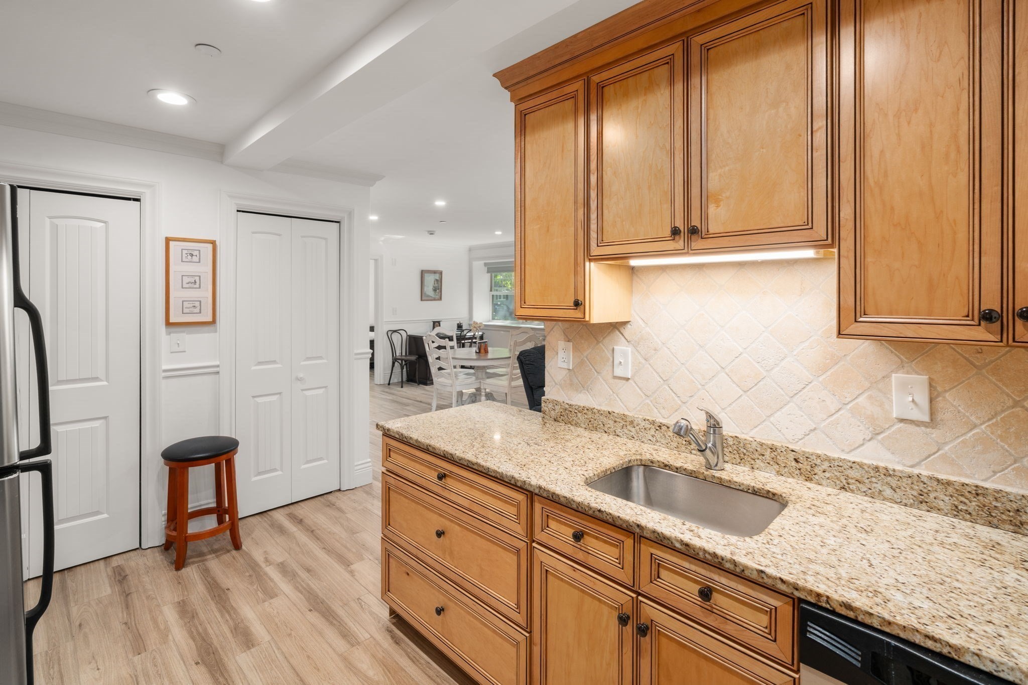 12 Russell Road #103, Wellesley, MA 02482 — photo 2