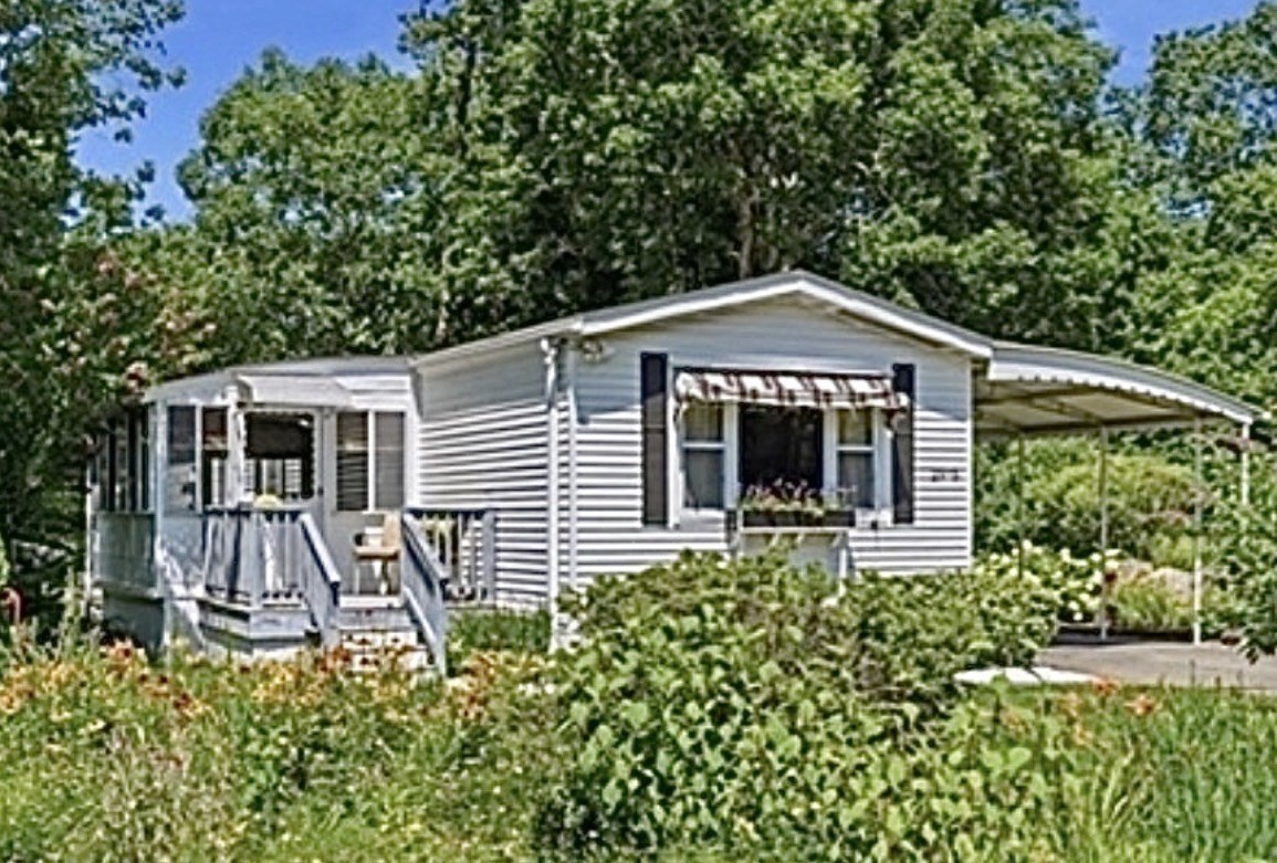 29-5 South Meadow Village — photo