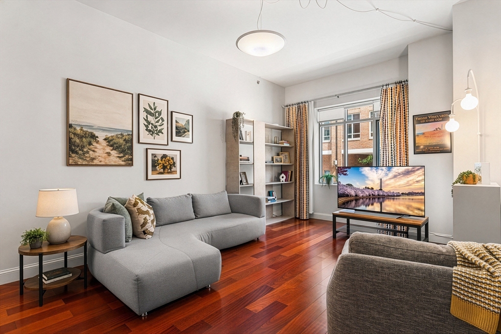 17 Otis St #105 — photo
