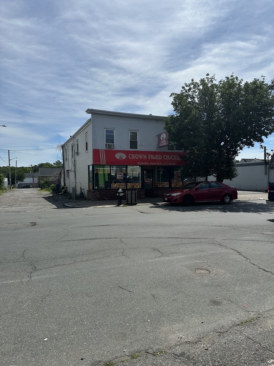 1012 Main St — photo