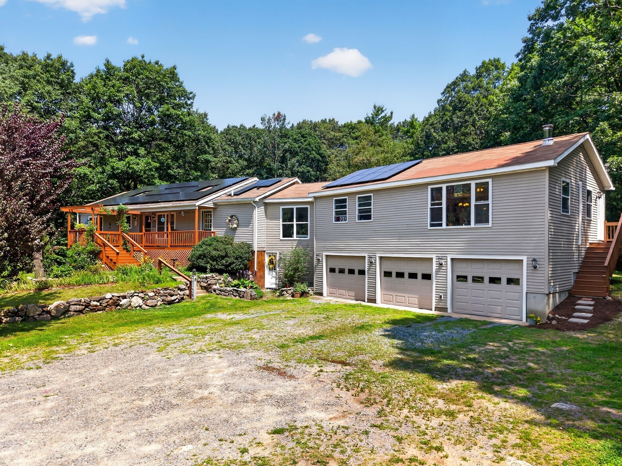 410 Billings Rd — photo