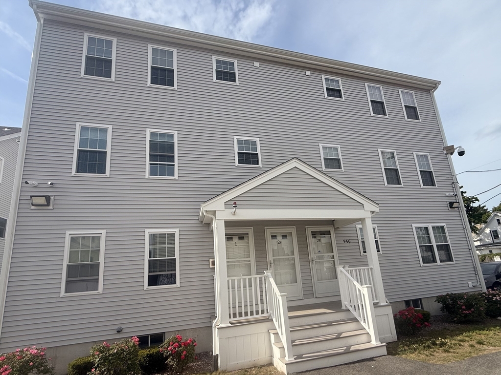 944 Warren #F 2 F — photo