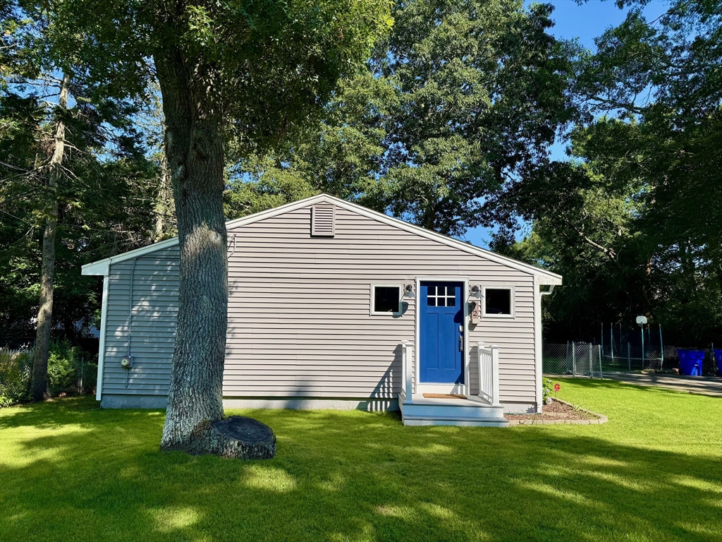 72 Handy Rd — photo