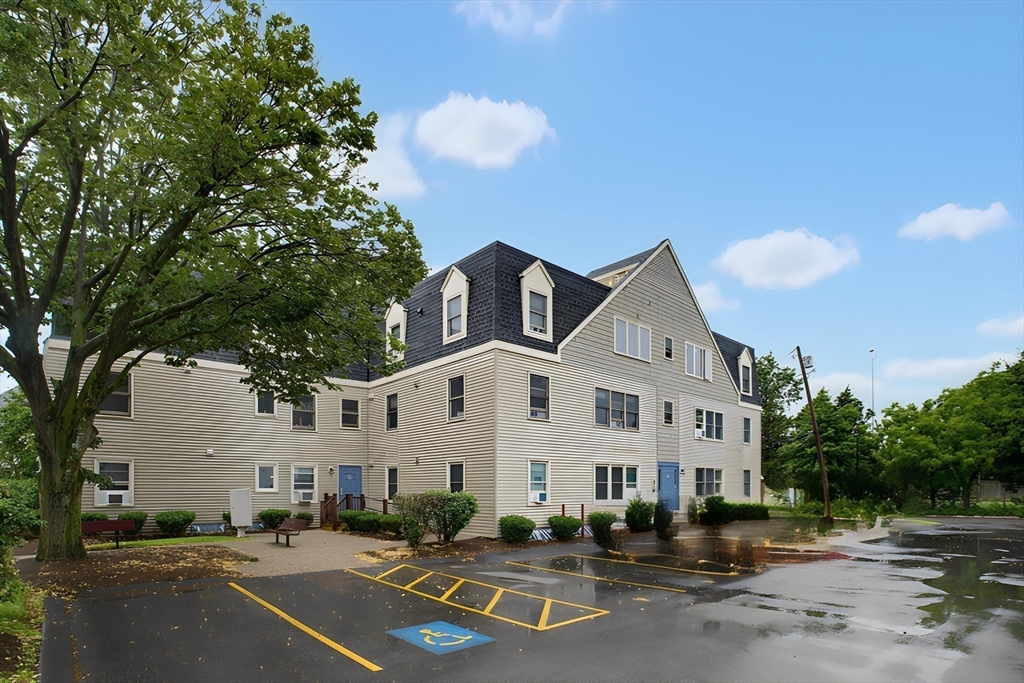 45 Cross St #21 — photo