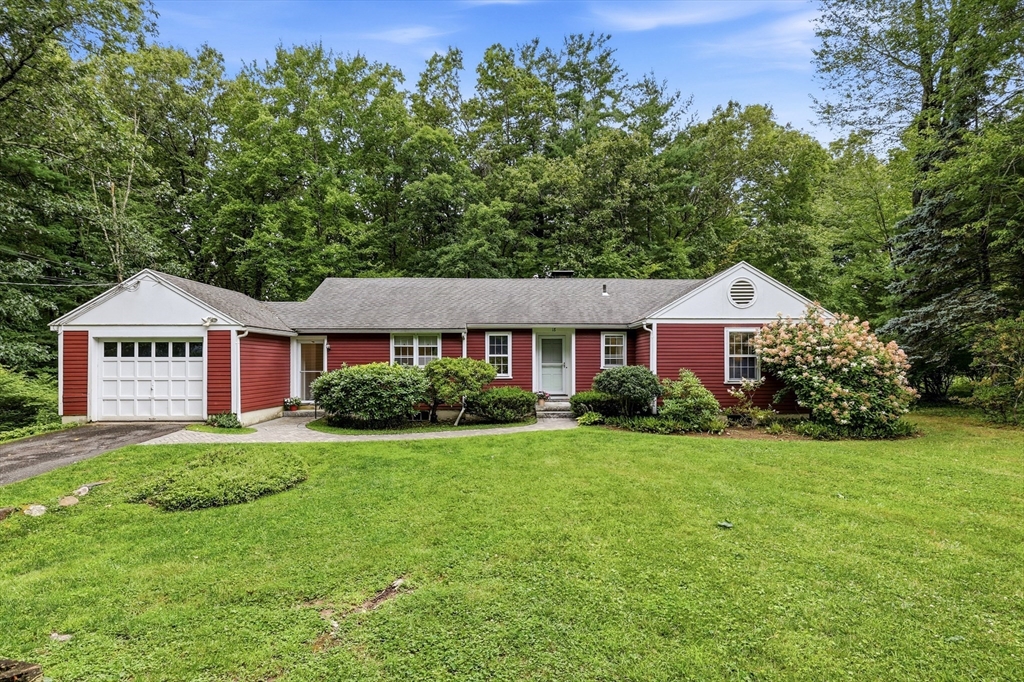 18 Red Gate Ln — photo