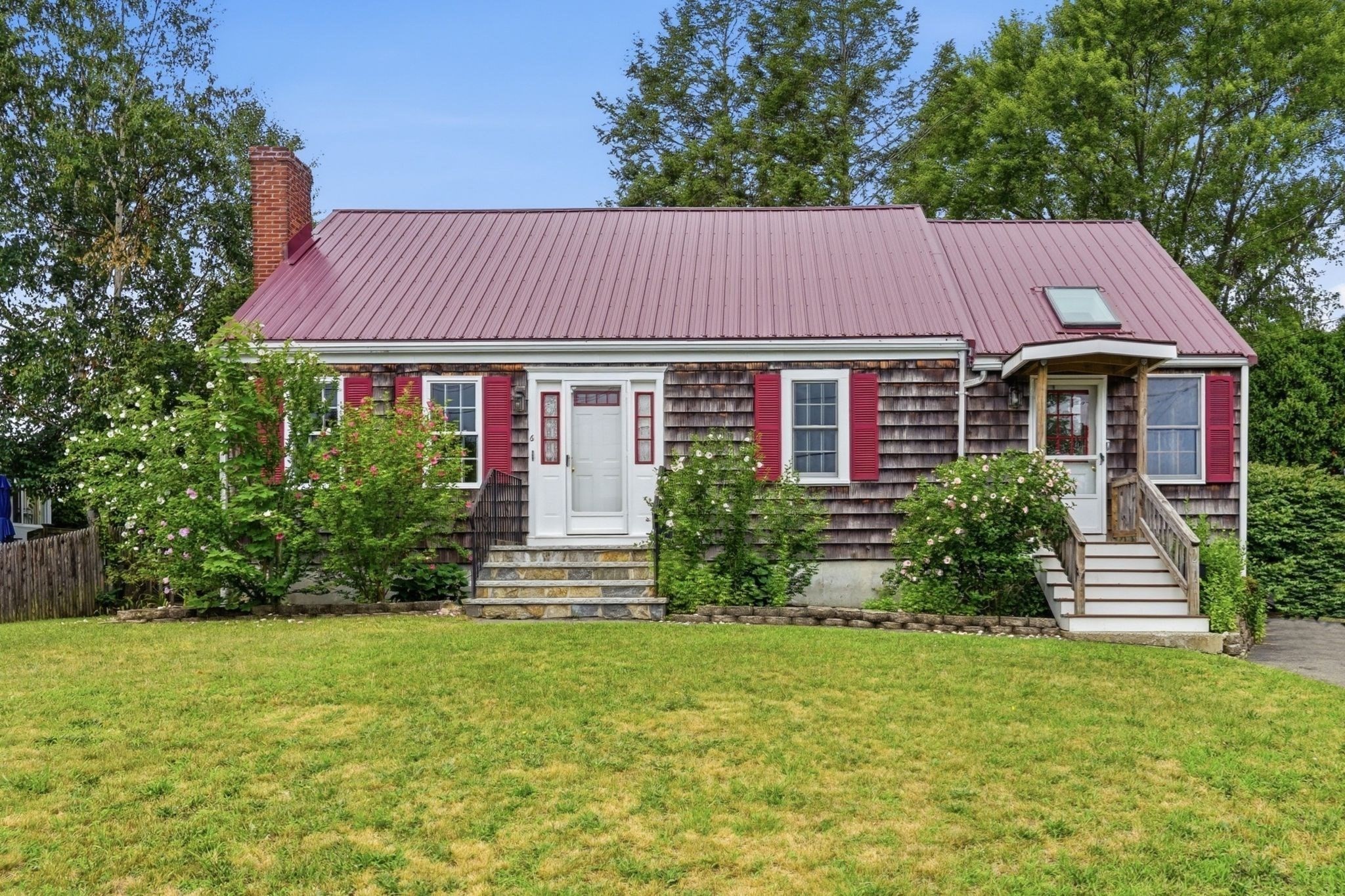 6 Devine Road, Randolph, MA 02368