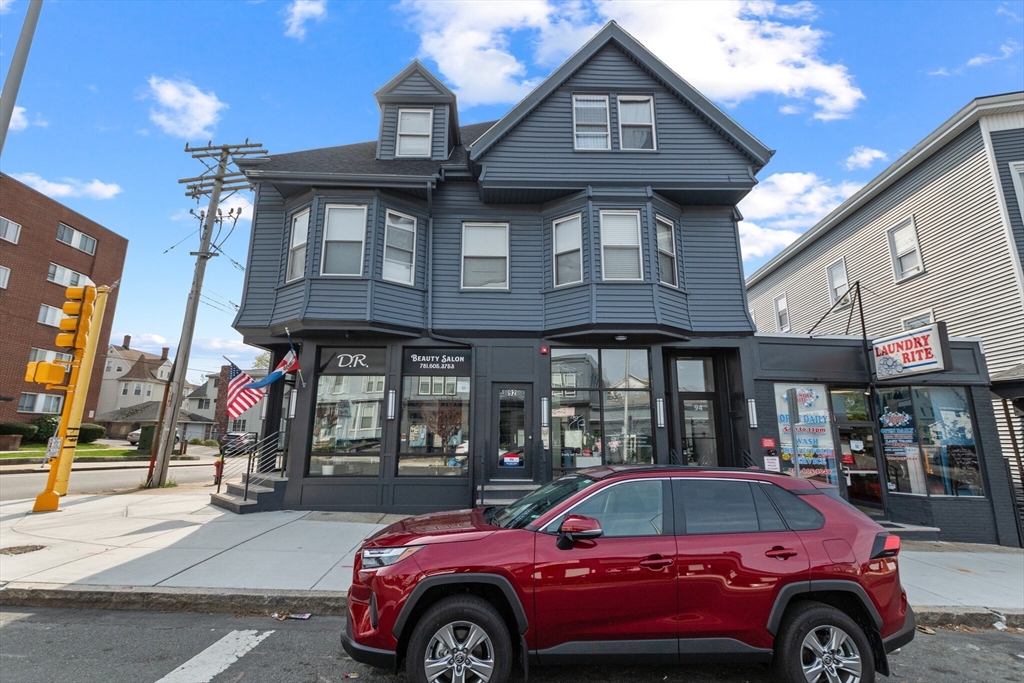 94 Main Street — photo