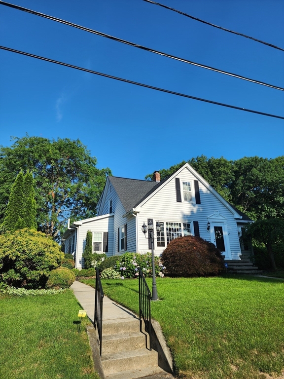 39 Everett Ave — photo