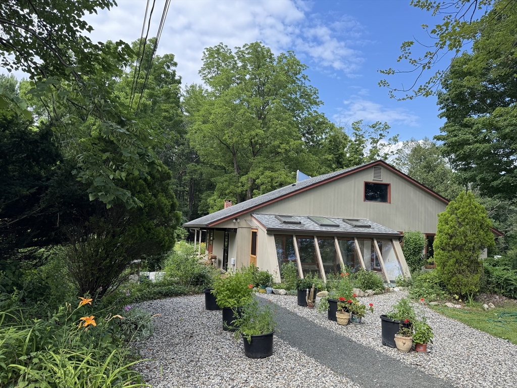 12 Stage Road, Westhampton, MA 01027