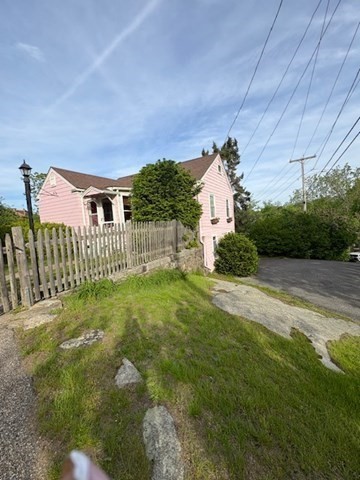 11 Bond — photo
