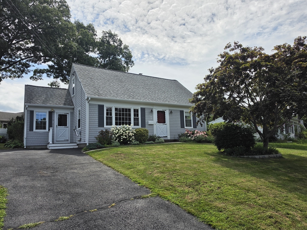 36 Ridgewood Road, New Bedford, MA 02745