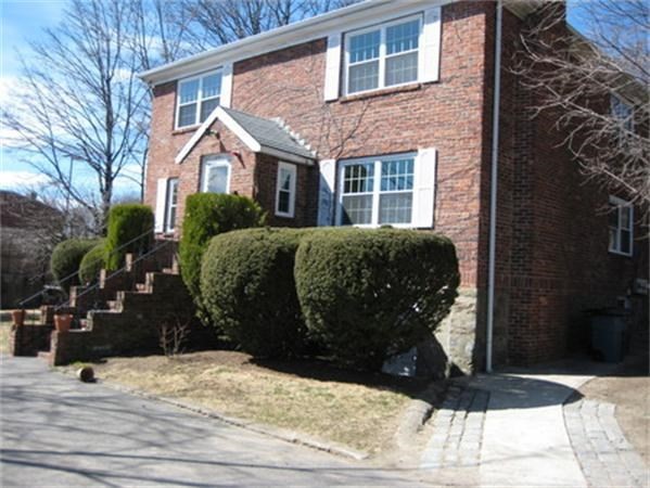 577 Hammond St #2 — photo