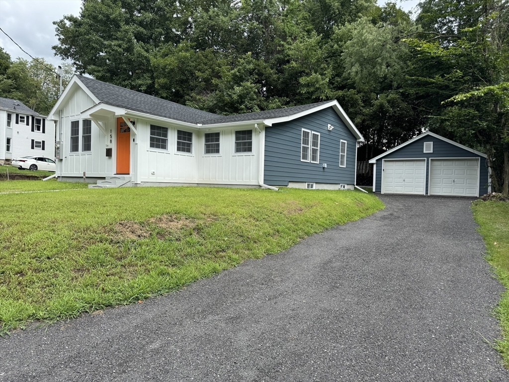 158 Fairview Ave — photo
