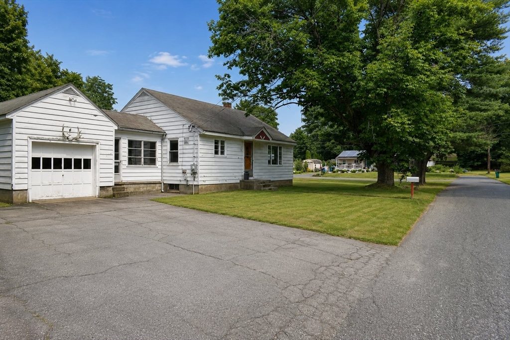 10 Rice Street, Uxbridge, MA 01569 — photo 3