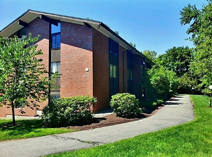 5 Longwood Drive #205 — photo