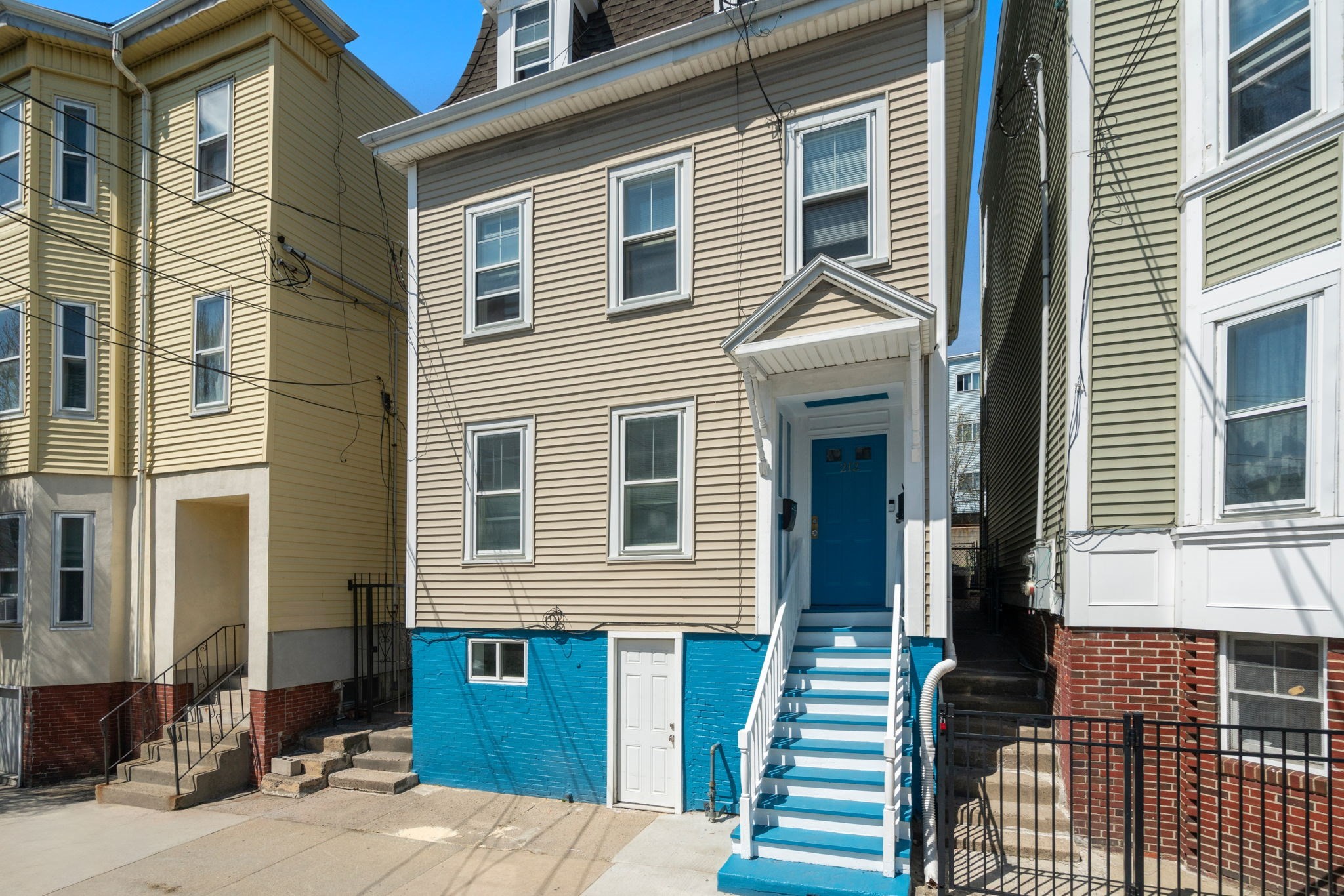 212 Princeton St. #U2 — photo