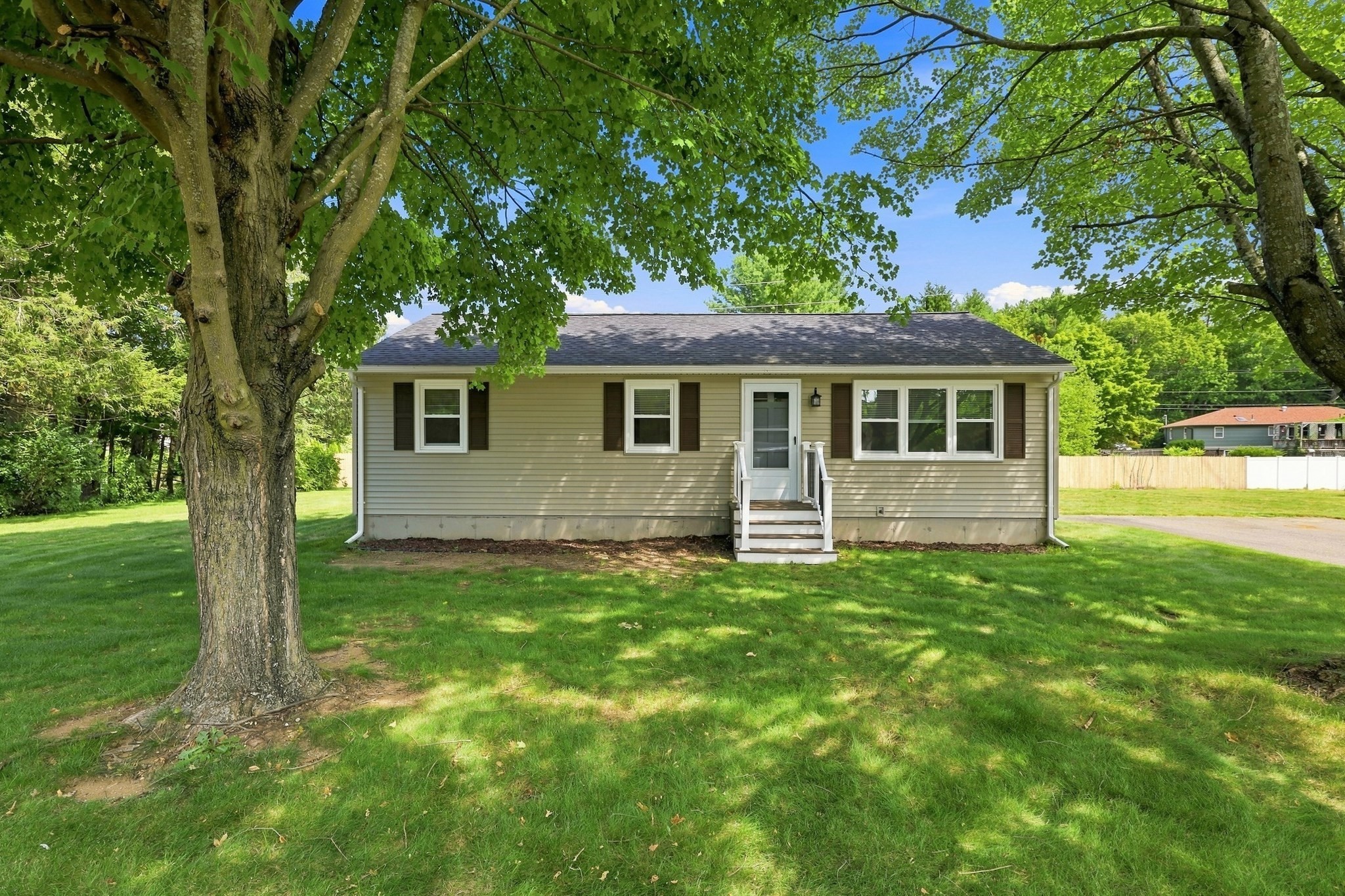15 Peterson Cir — photo