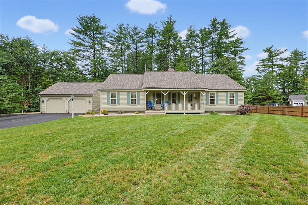 14 Pheasant Ridge Road, Townsend, MA 01469