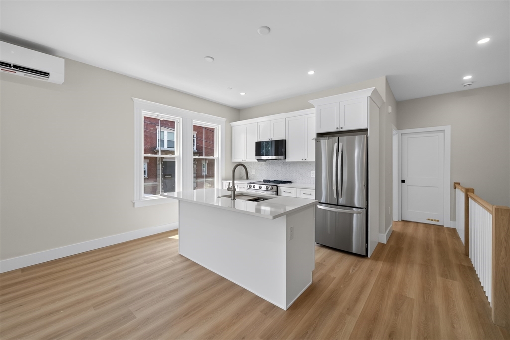 533 Washington Street #B — photo
