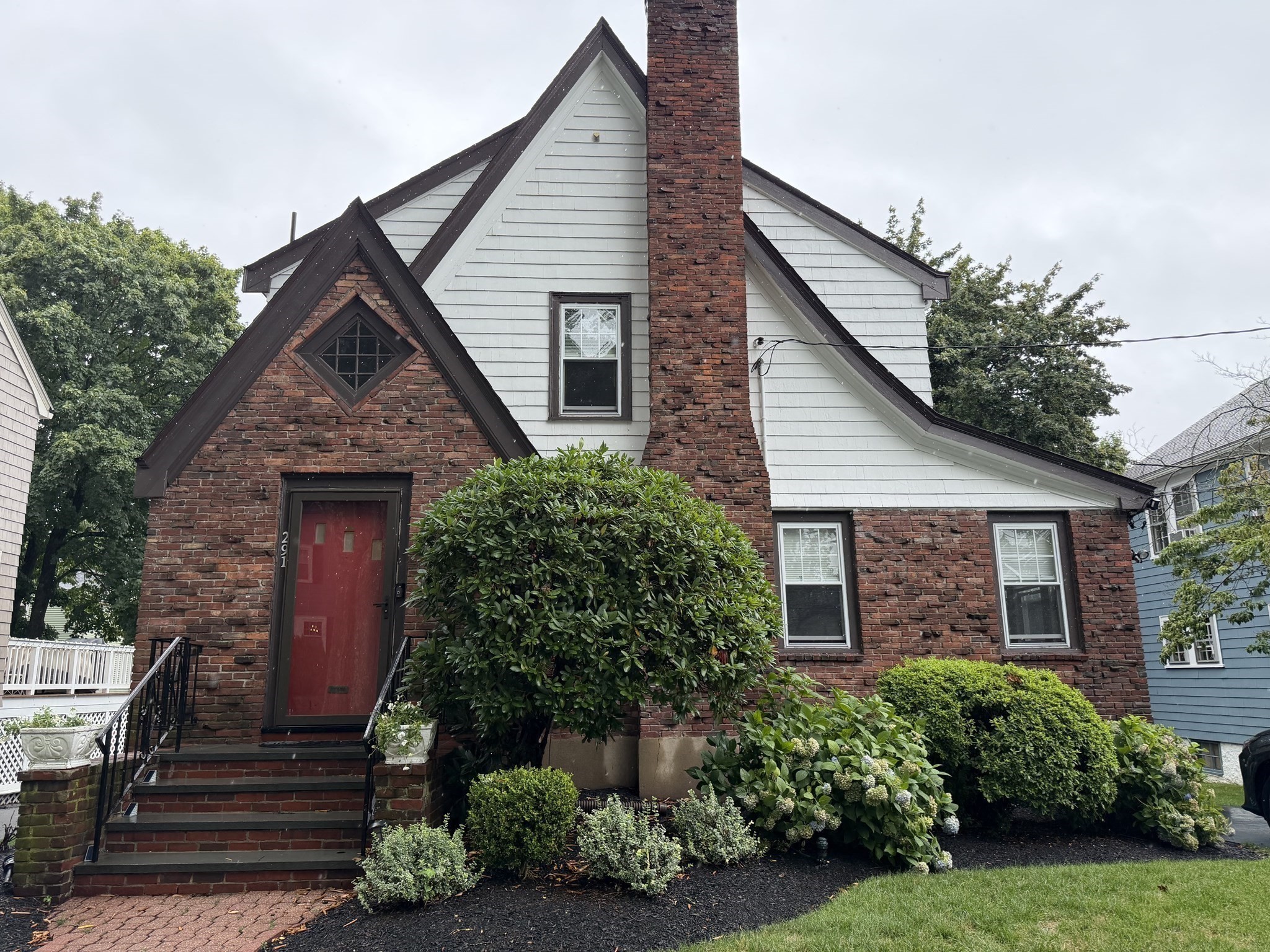 291 Russett Rd — photo