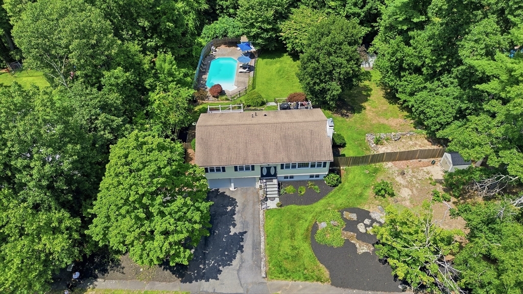 22 Mary Dr — photo