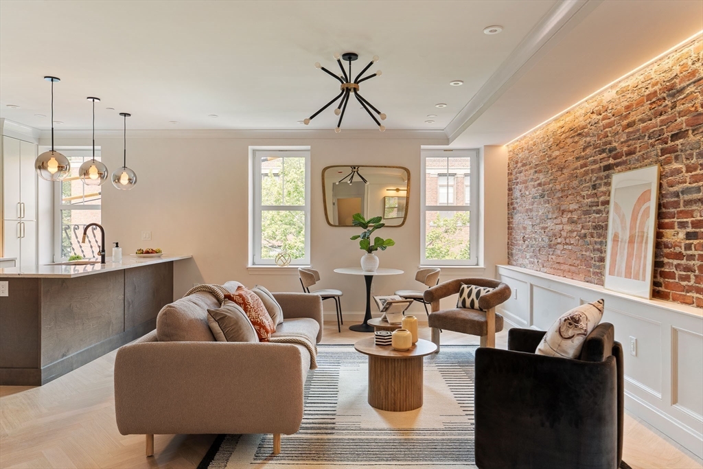 75 Lubec Ph 5-Ph — photo
