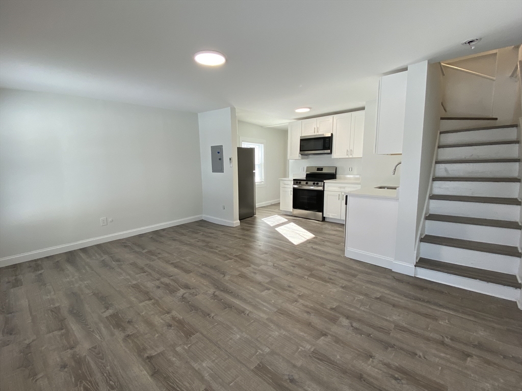 38 Summer Street Rear Unit 1-Rear, Franklin, MA 02038 — photo 3